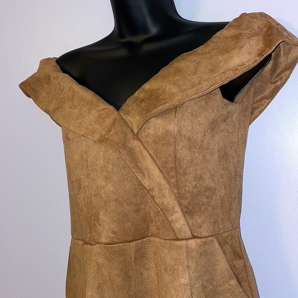 Fashion Nova Maryland Suede Romper in Camel color size M - Picture 10 of 16